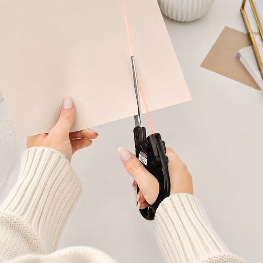 LaserGuided™ Scissors